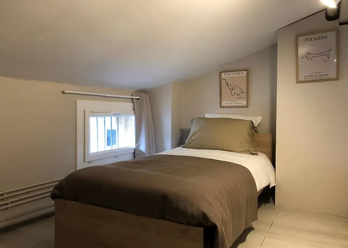 Apartamento Maison De Village Avec Jardinet *