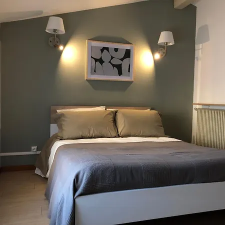 Maison De Village Avec Jardinet * Bruguieres